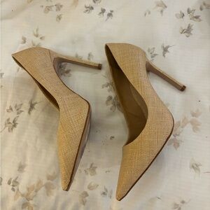 Schutz tan heels size 7
